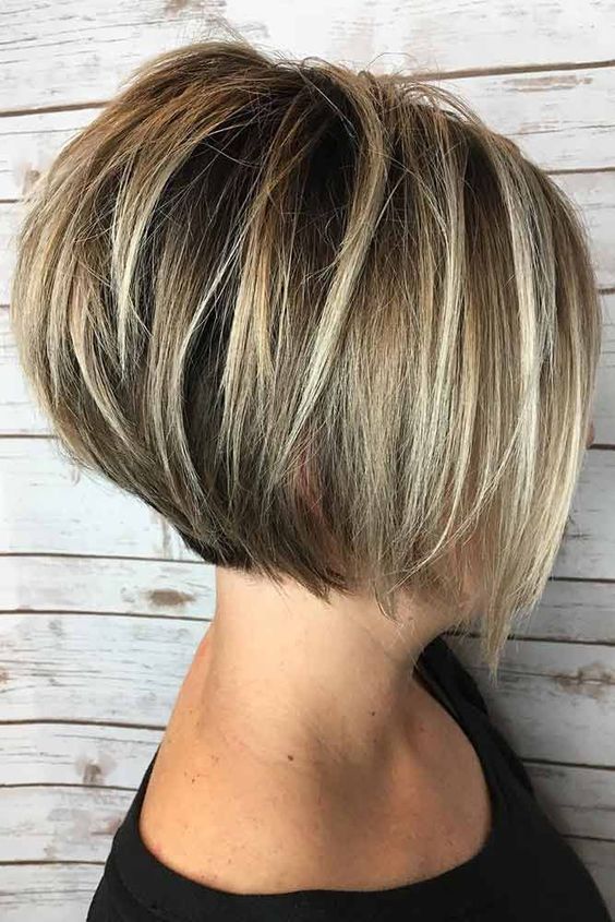 Inverted bob with blonde highlights and brown lowlights
