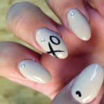 xo-almond-shaped-nails