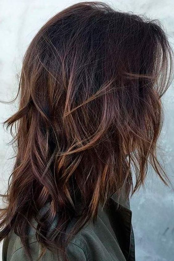 28 Quick and Stylish Medium Layered Hair Ideas