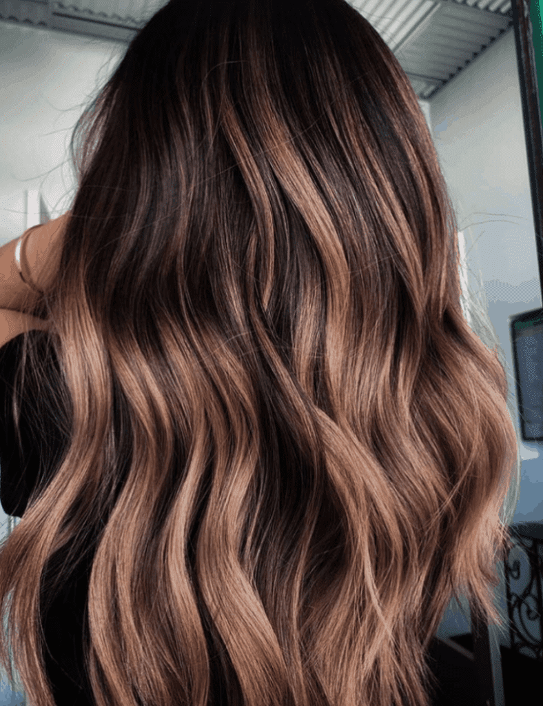 34 Charming and Chic Highlighted Brown Hair Ideas