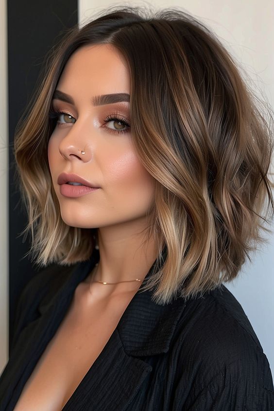 37 Elegant Medium-Length Layered Haircuts