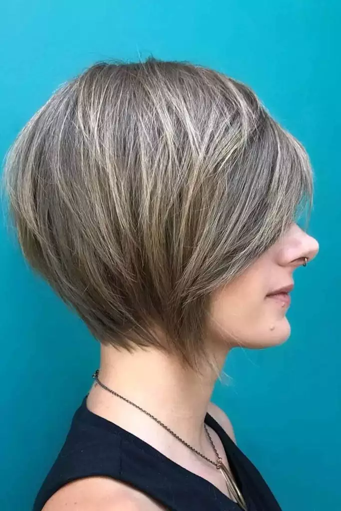 41 BLONDE SHORT HAIRSTYLES FOR ROUND FACES