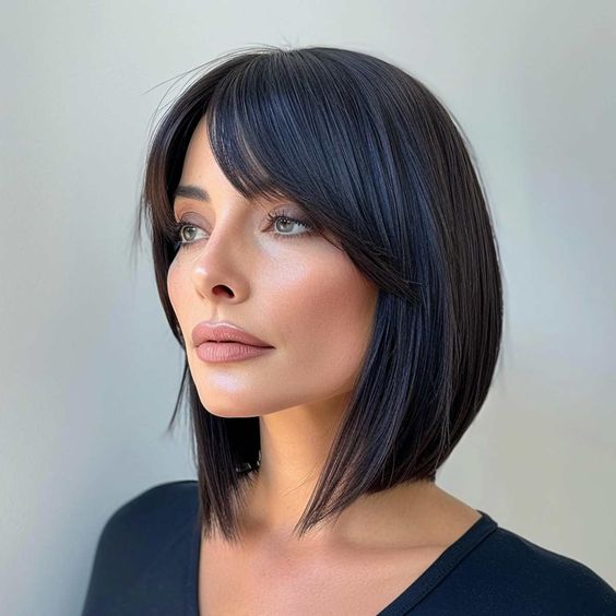 Best Shoulder-Length Haircuts with Bangs