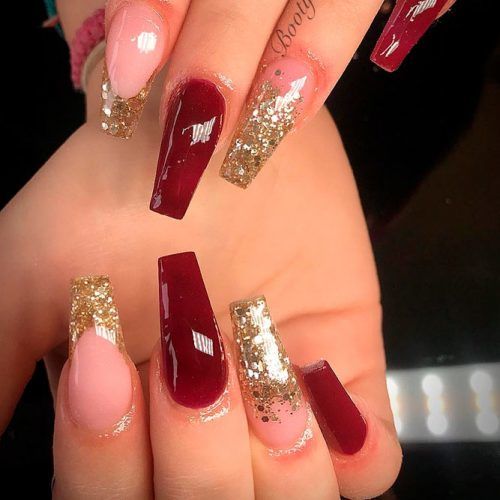 Burgundy Nails With Gold Glotter Ombre #glitternails #ombrenails