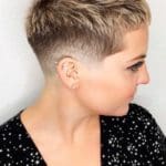 extra-short-blonde-pixie-pixiehaircuts-highlight