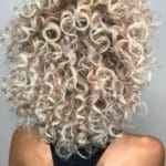 layered-haircuts-for-curly-hair-picture2