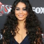 long-and-curly-hair-vanessa-hudgens29