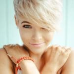 messy-blonde-long-pixie