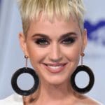 short-layered-pixie-with-baby-bangs-pixiecut-hai