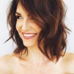 tousled-and-shaggy-bob-with-waves-mediumhair-wav