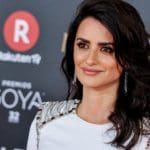 voluminous-layers-penelope-cruz22