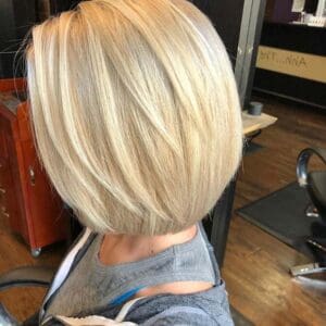 23 Stylish Layered Bob Haircuts 2024