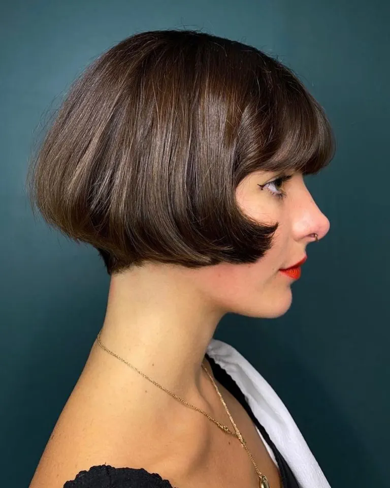 11 Short Brown Hairstyles with Fizz: Trendy Short Haircut Ideas