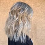 medium-layered-hair-in-blonde