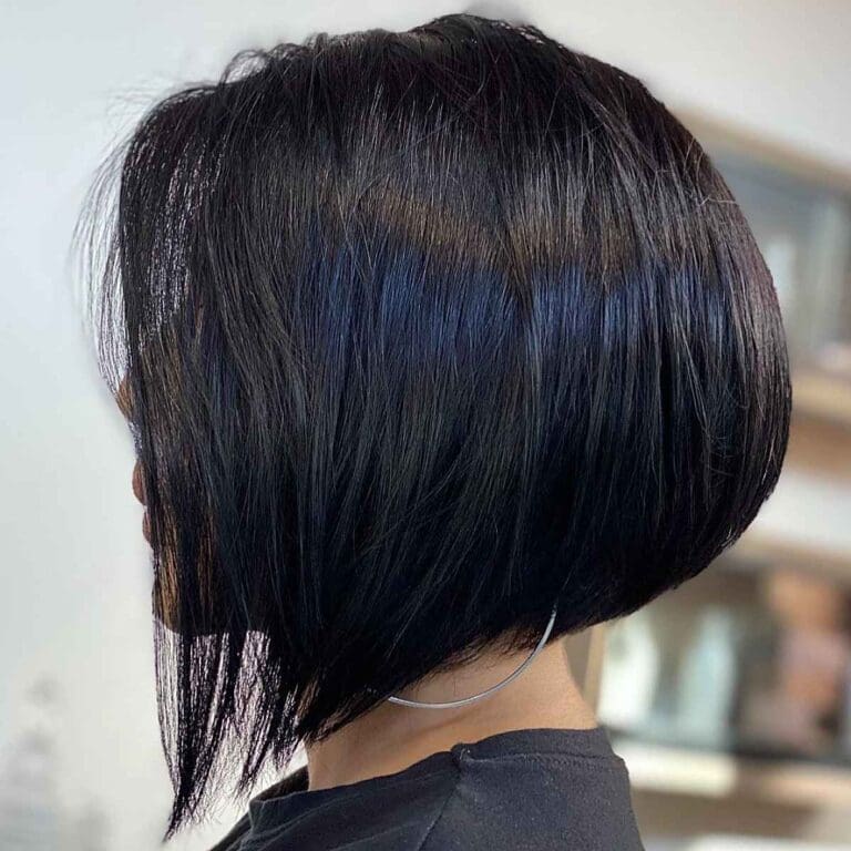 21 Stylish Short, Stacked Inverted Bob Haircut Ideas