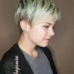 brown-and-blonde-pixie