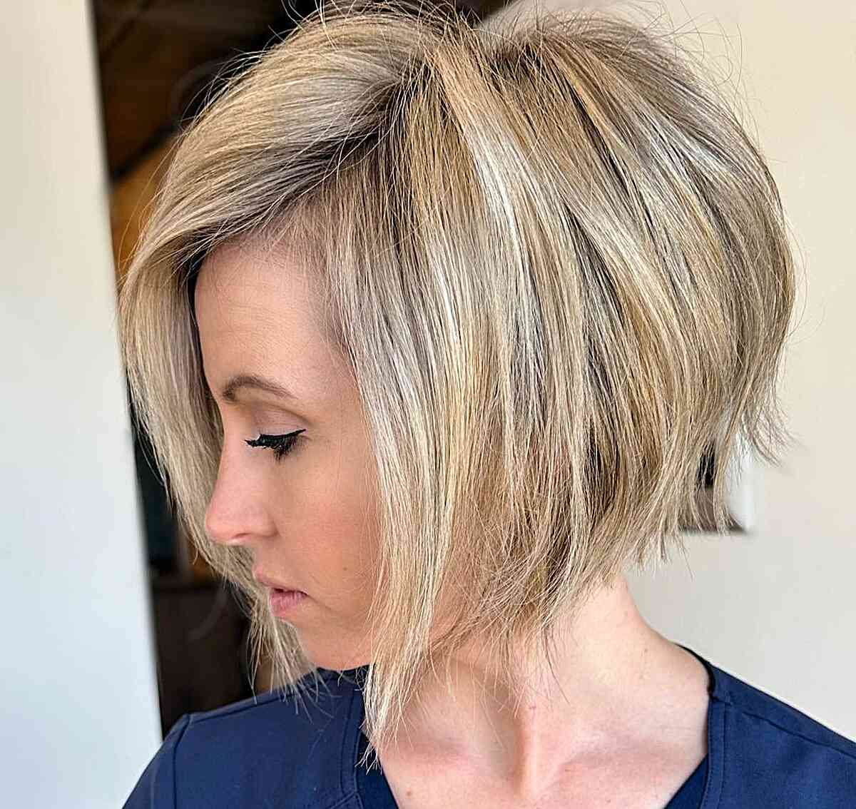 stacked-bob-with-dark-roots