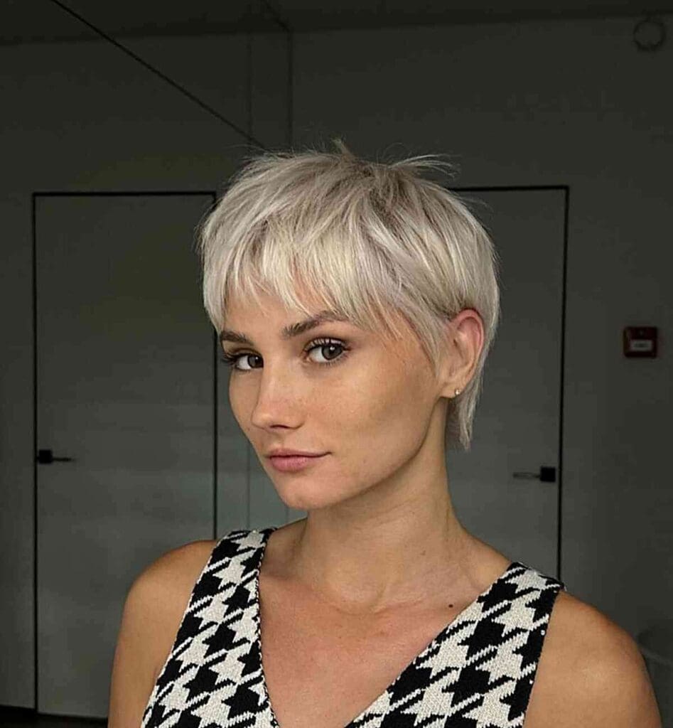 11 Stylish Pixie Haircuts for Women