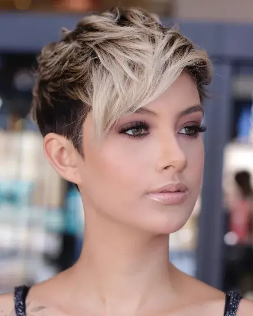 11 Effortless Pixie Haircut Styles and Color Ideas