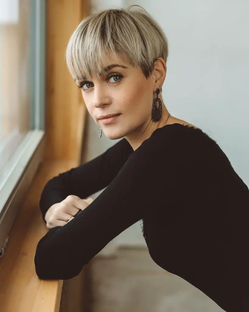 31 Inspiring Pixie Haircuts and Hairstyles to Encourage a Short Look