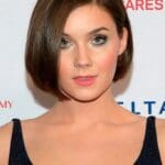 sleek-deep-side-asymmetrical-haircut