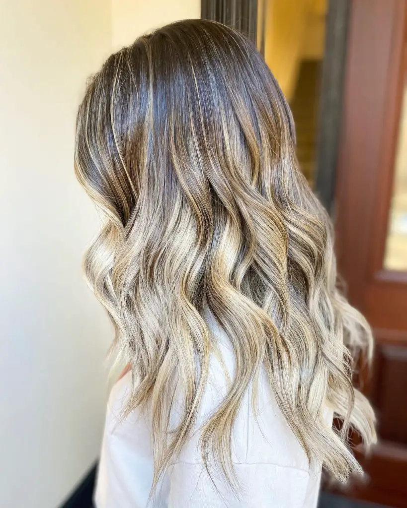 The Complete Guide to Blonde Ombre Hair: Best Shades and Styling Tips