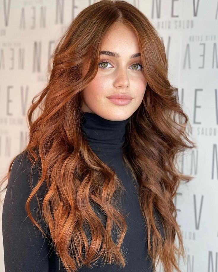 23 New Ways Women are Getting Long Layered, Wavy Hair in 2024