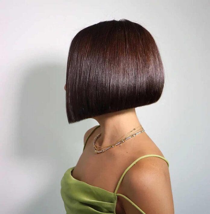 23 Chin Length Blunt Bob Hair Ideas For Women To Consider In 2024 0245