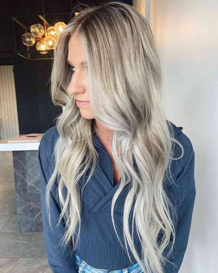 18 Gorgeous Platinum Blonde Balayage Hairstyles