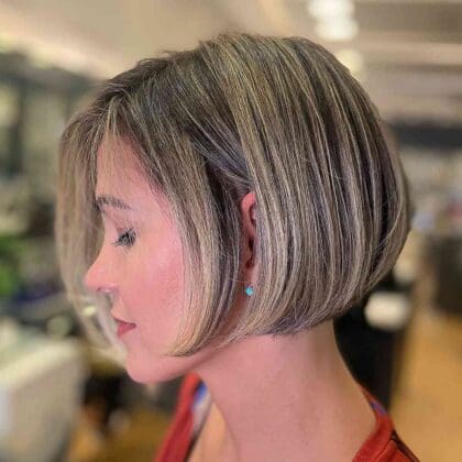 21 Best Short Hair with Highlights for 2024