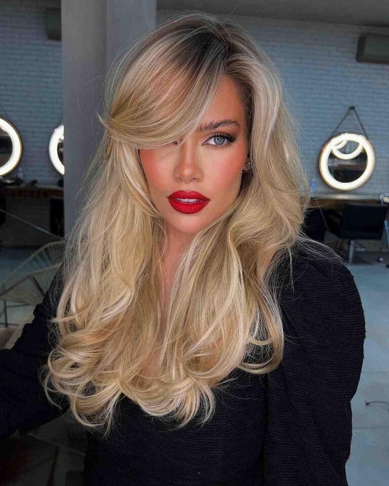 26 Stunning Examples of Long Hair with Side Bangs