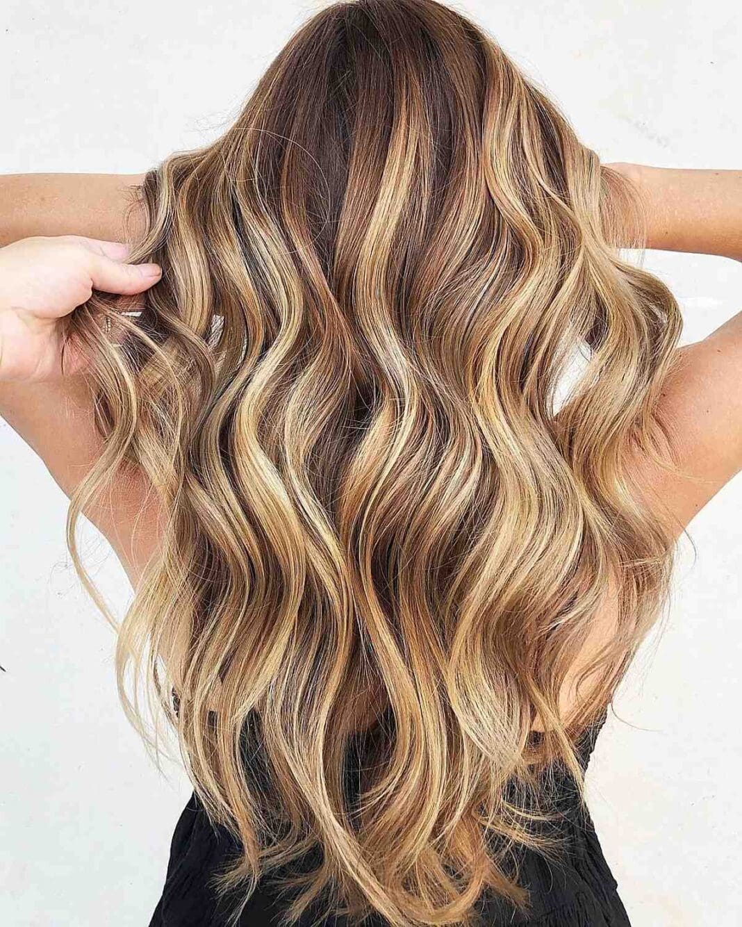 25 Breathtaking Caramel Balayage Highlights For 2024