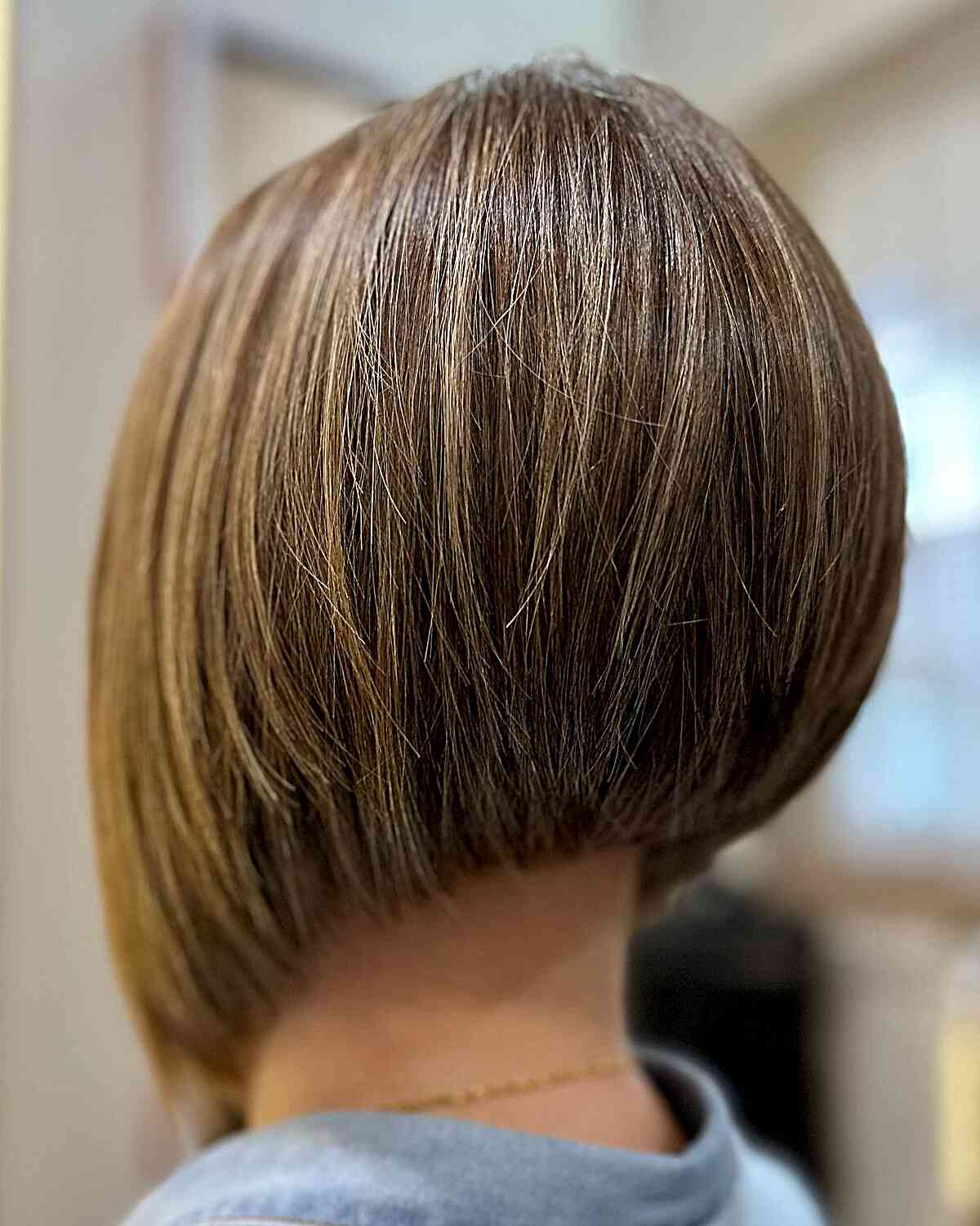 Light Chestnut Brown Choppy Layered Bob for Thick Hair