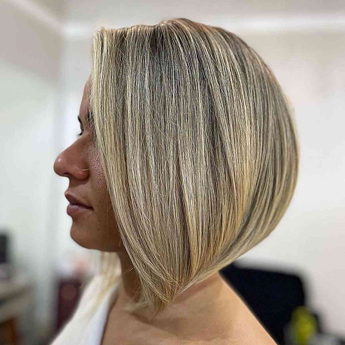 Beautiful Slob Cut with Dirty Blonde Balayage