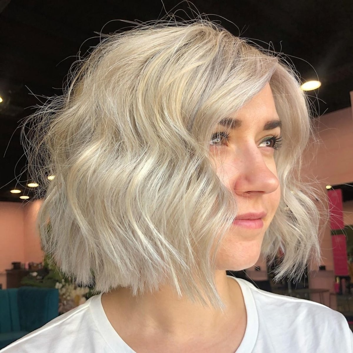 Casual Wavy Layered Bob Haircut