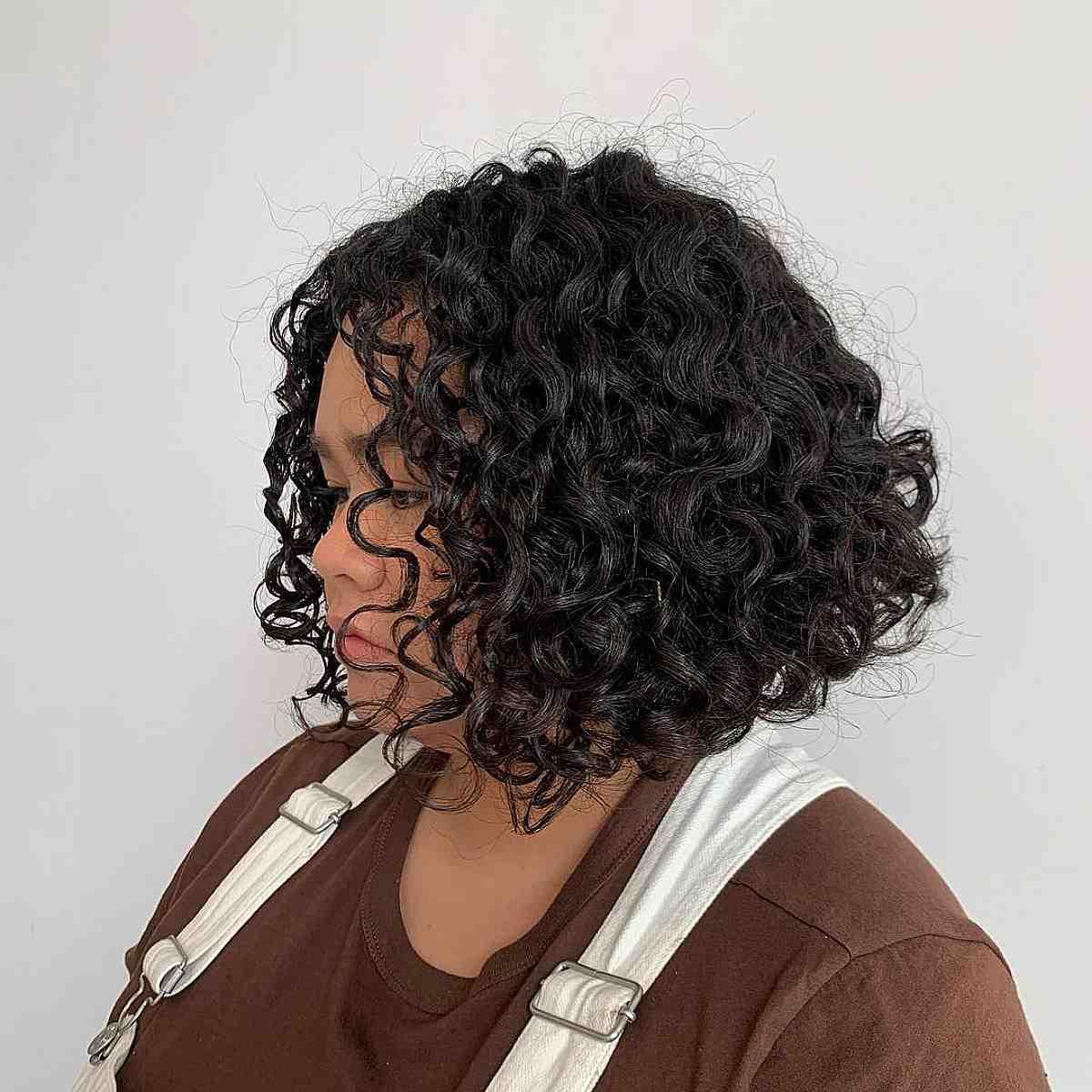 Curly Bob Haircut for Round Faces