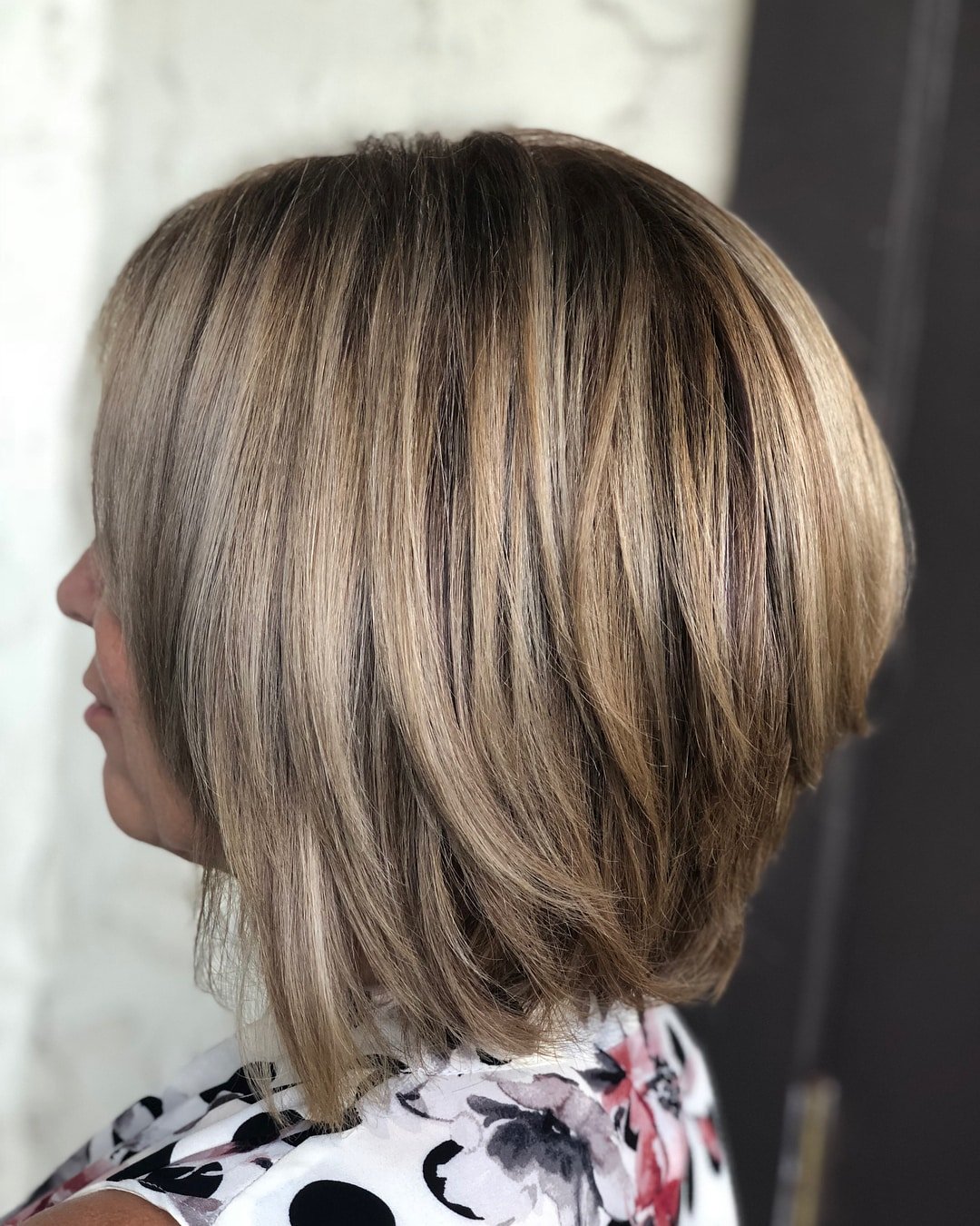 Dimensional Medium-Length Graduated Bob