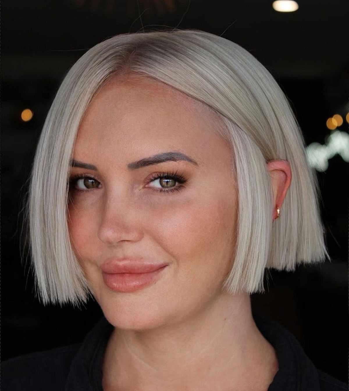 Jaw-Length Platinum Blonde Blunt Bob Style