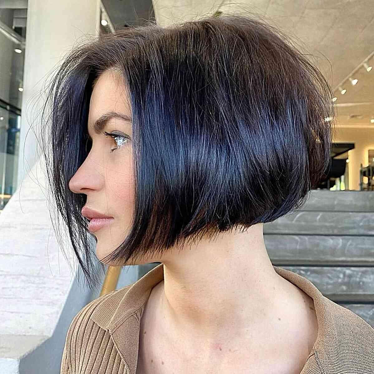 Jaw-Length Power Bob for women with very dark, thick hair