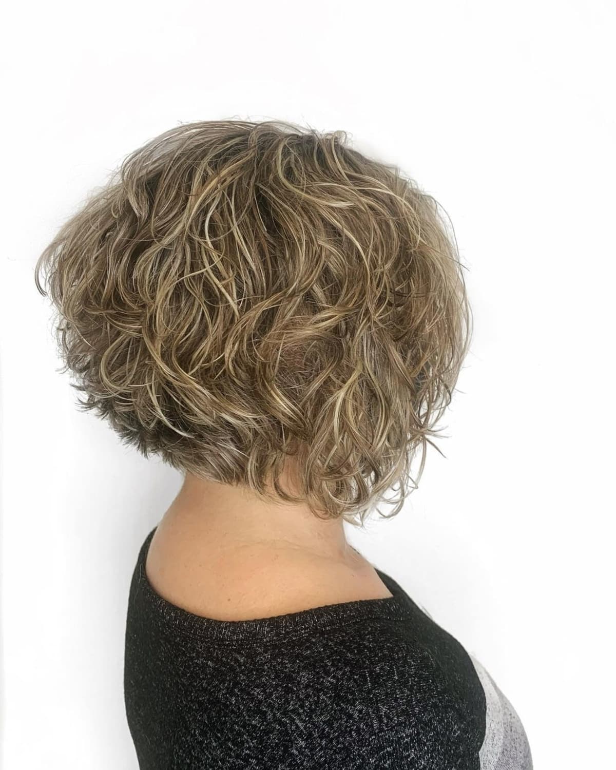 Naturally curly graduated bob