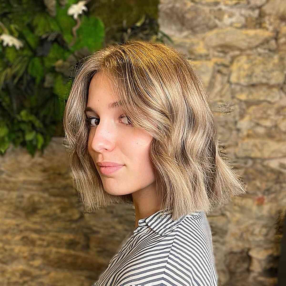 Neck-Length Blunt Italian Bob with Subtle Waves