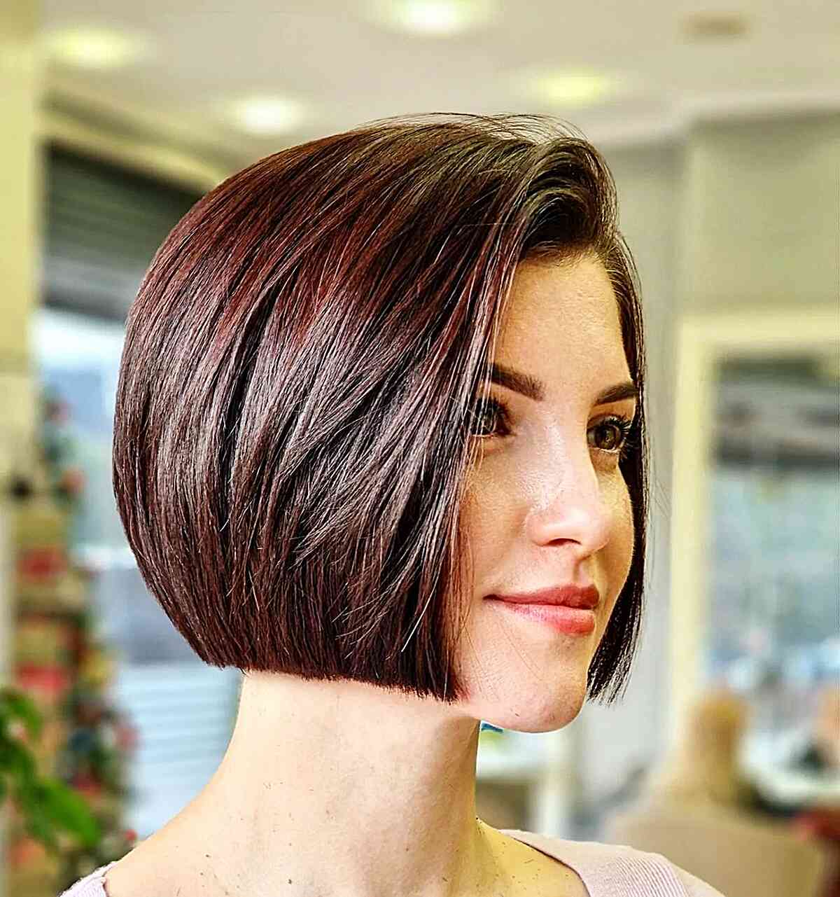 Explore 28 Sleek One-Length Bob Haircut Ideas with Styling Tips