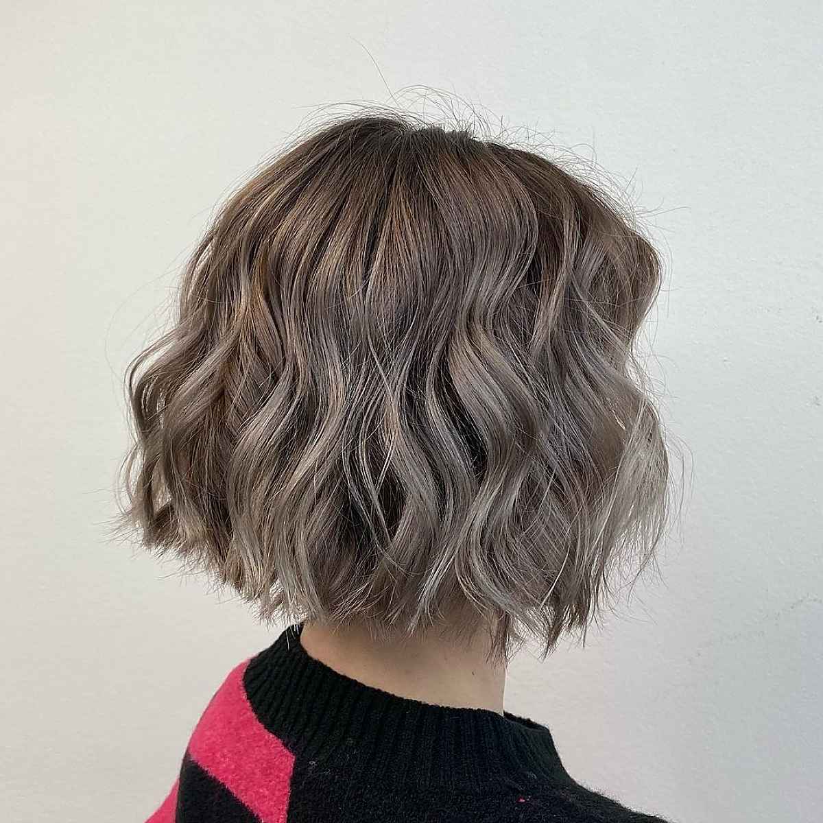 Short Sliced Cut for Wavy Hair