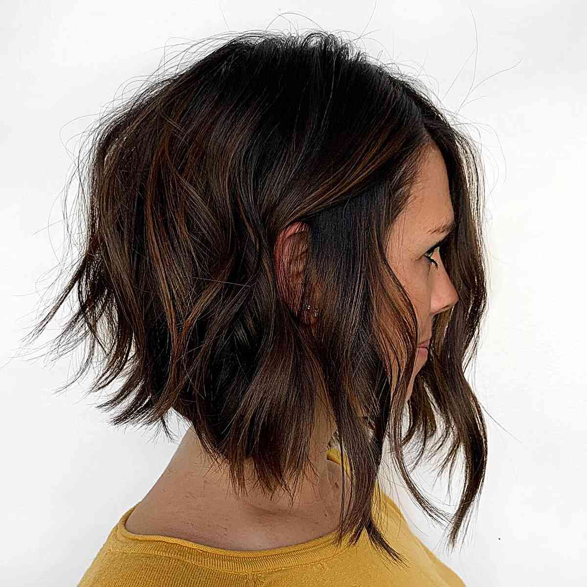 Short Wavy Inverted Bob Hairstyle