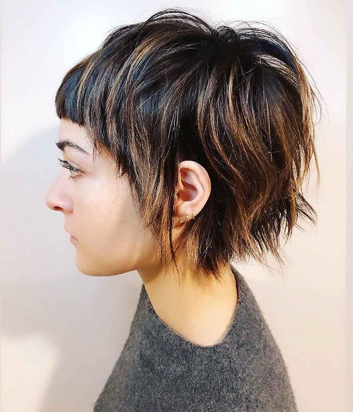 Voluminous Jaw-Length Choppy Bob with Layers