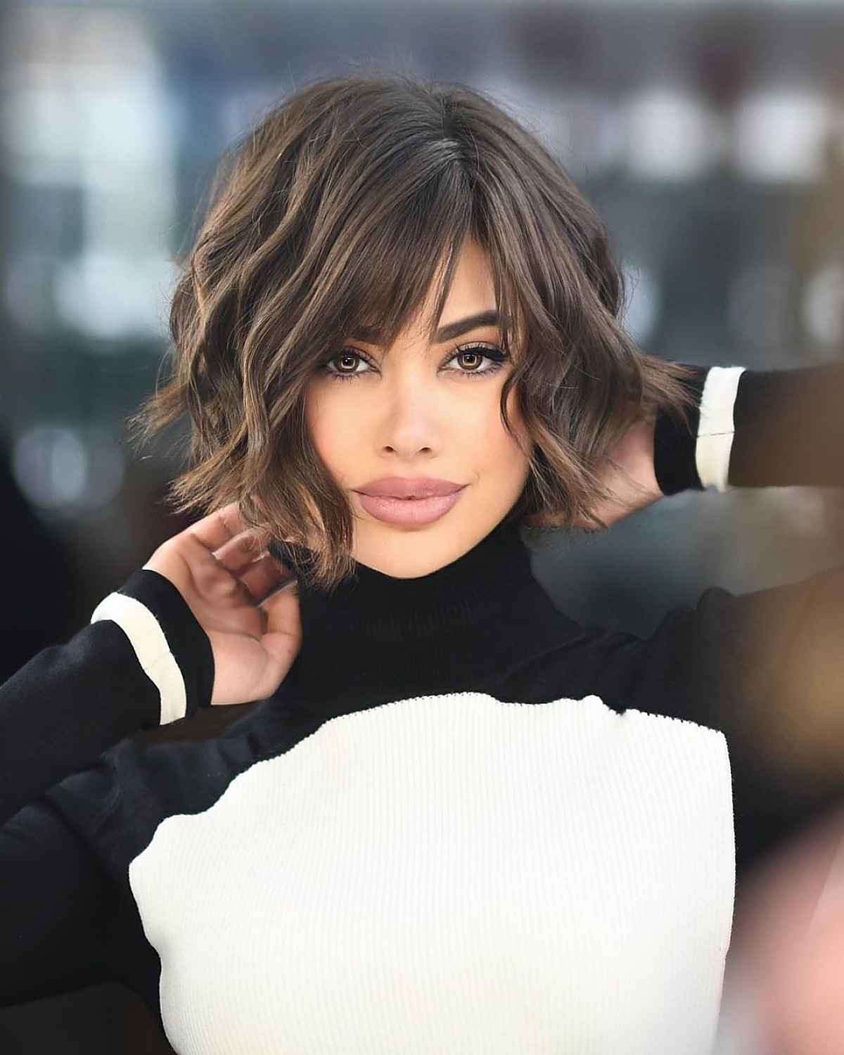 Wavy Jaw-Length Choppy Bob with Side Bangs