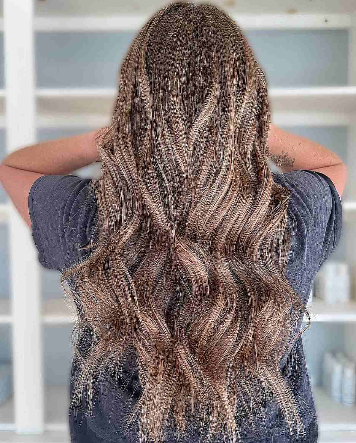 Ashy Reverse Balayage Foilayage