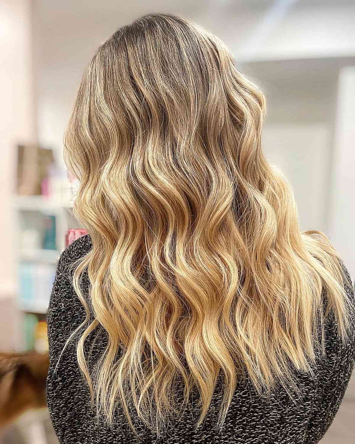 Dimensional Honey Blonde Foilayage