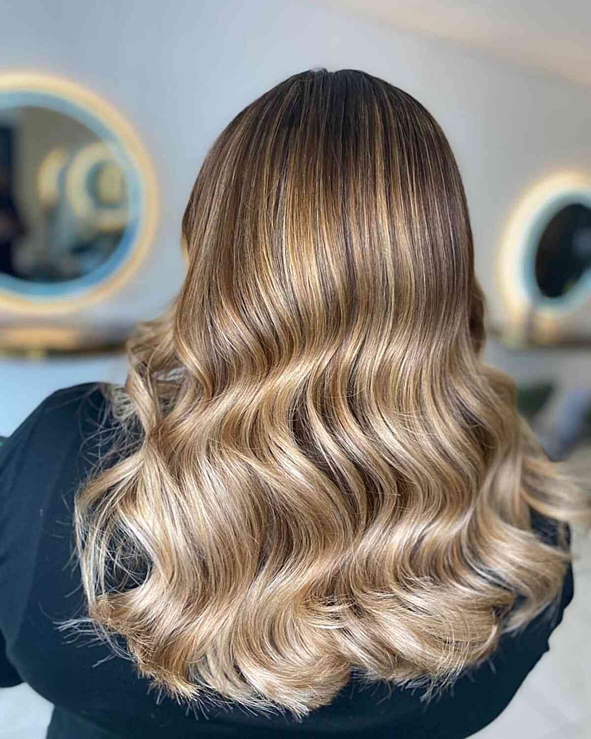 Glossy and Rooty Bronde Balayage