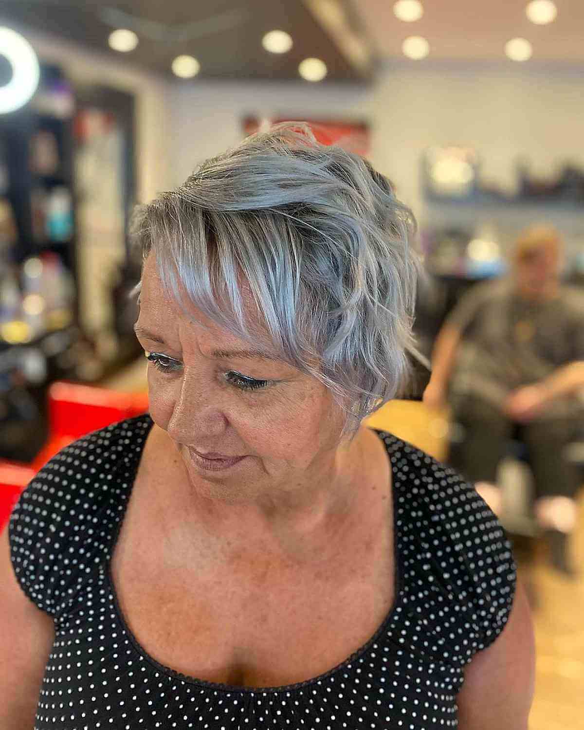 Silvery Short Wavy Bob